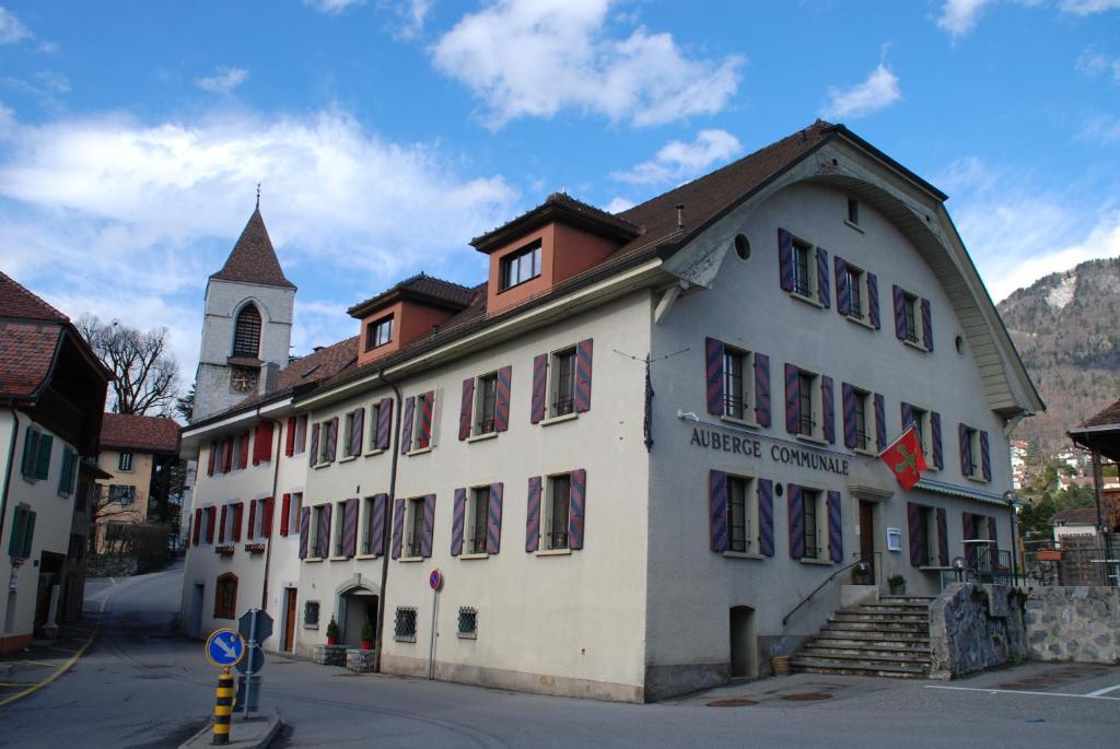 Auberge Communale De St-Legier Веве Экстерьер фото